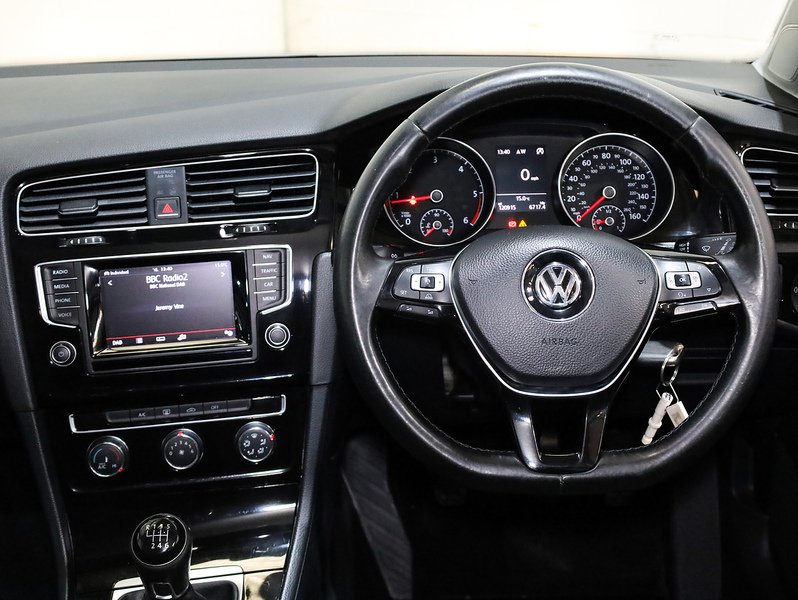 Used Volkswagen Golf 2013 for sale - 76249140: Photo 14