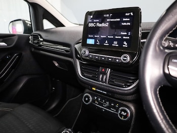 Used Ford Fiesta 2017 for sale - 78709006: Photo