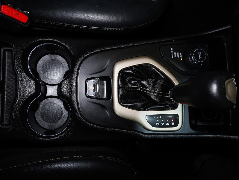 Used Jeep Cherokee 2016 for sale - 76524083: Photo 32