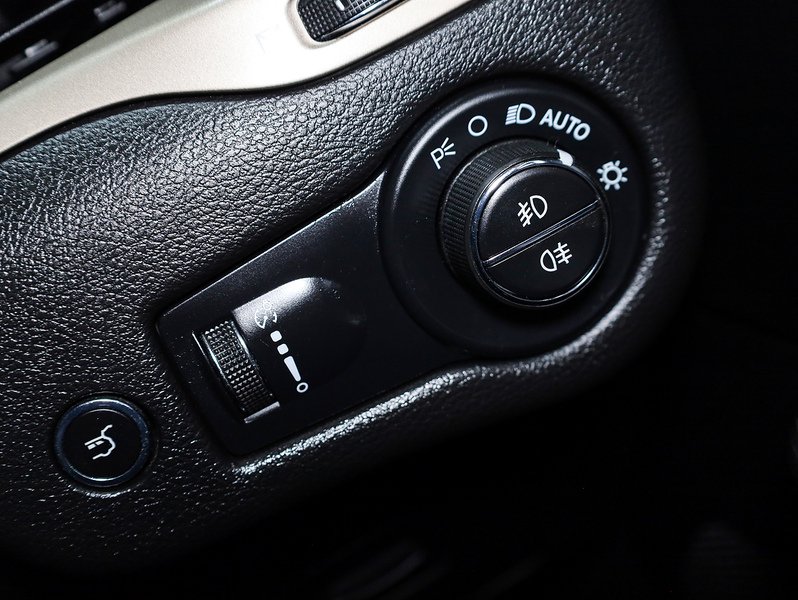 Used Jeep Cherokee 2016 for sale - 76524083: Photo 34