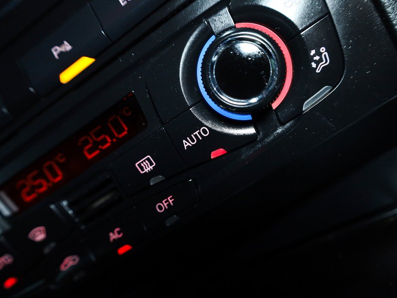 Used Audi Q5 2010 for sale - 77423026: Photo 25