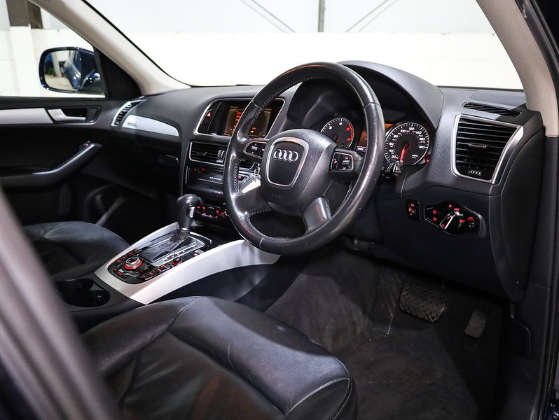Used Audi Q5 2010 for sale - 77423026: Photo 3