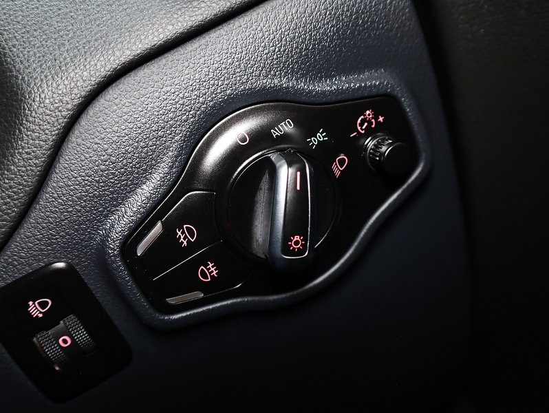 Used Audi Q5 2010 for sale - 77423026: Photo 30