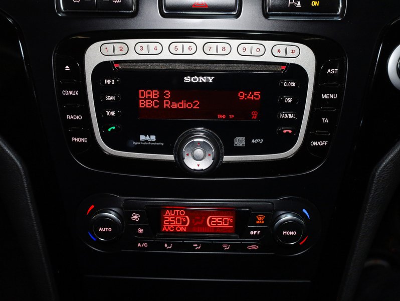 Used Ford Mondeo 2011 for sale - 77180715: Photo 19