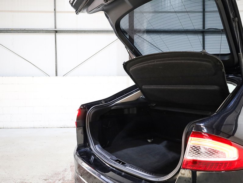 Used Ford Mondeo 2011 for sale - 77180715: Photo 38