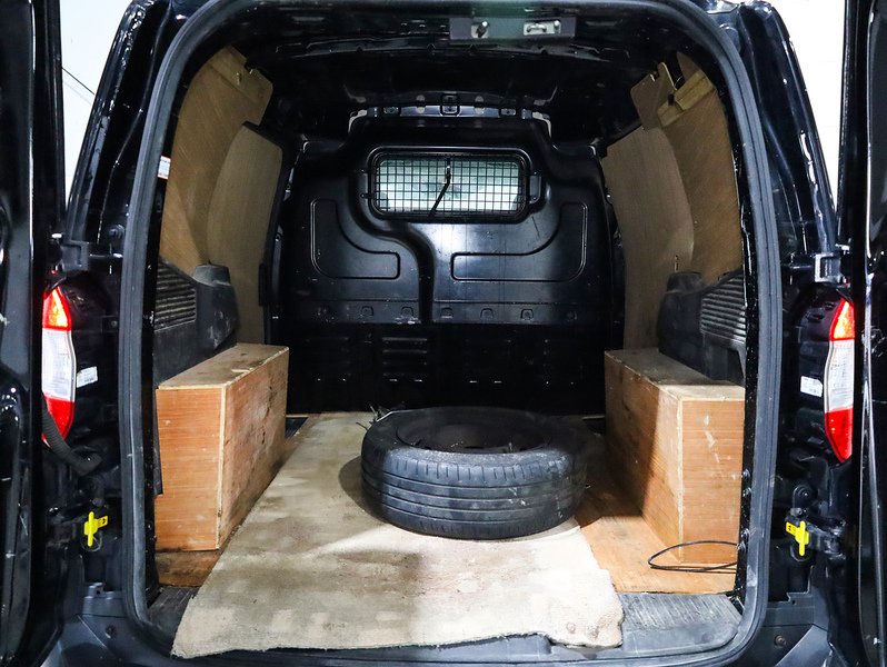 Used Ford Transit Courier 2018 for sale - 76436136: Photo 31