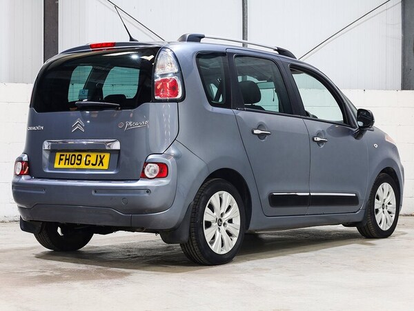 Used Citroen C3 Picasso 2009 for sale - 74025284: Photo 11