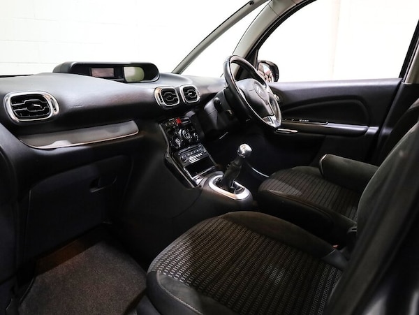 Used Citroen C3 Picasso 2009 for sale - 74025284: Photo 15