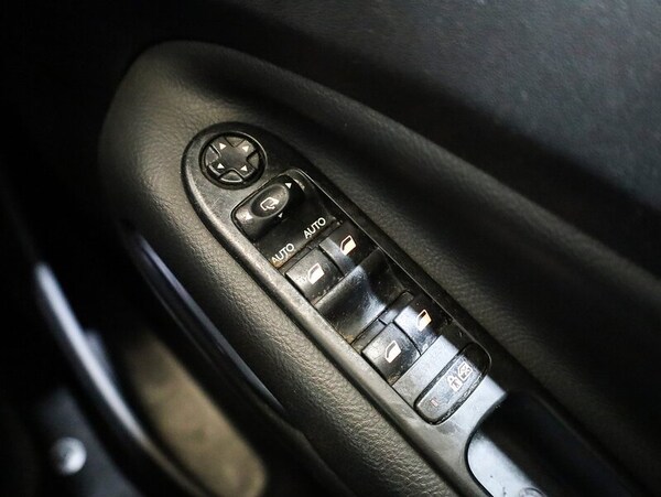 Used Citroen C3 Picasso 2009 for sale - 74025284: Photo 28