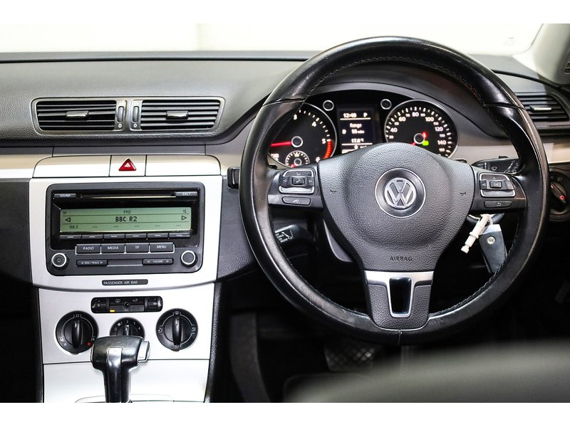 Used Volkswagen Passat 2009 for sale - 76274444: Photo 16