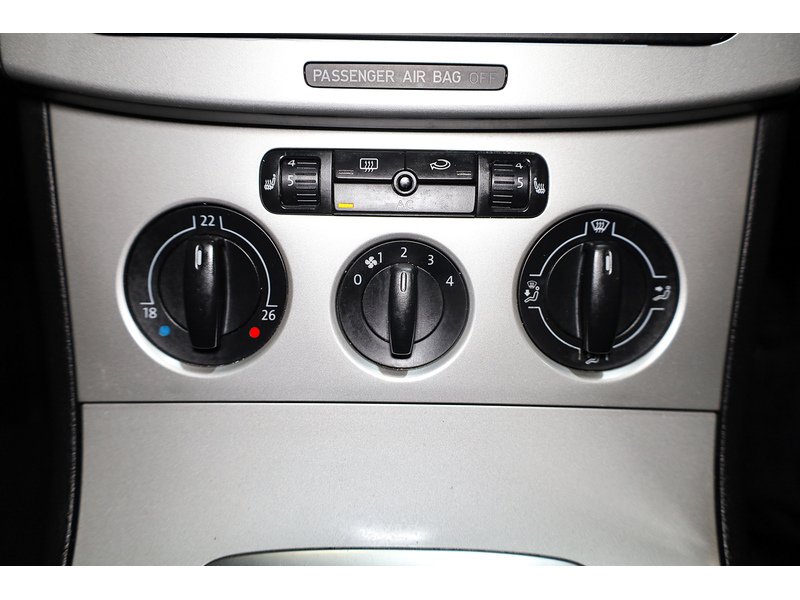 Used Volkswagen Passat 2009 for sale - 76274444: Photo 24