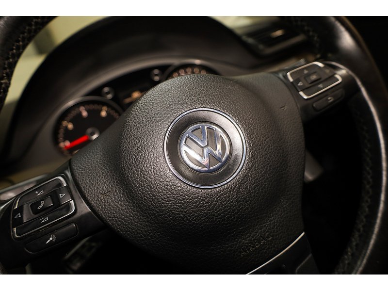 Used Volkswagen Passat 2009 for sale - 76274444: Photo 32