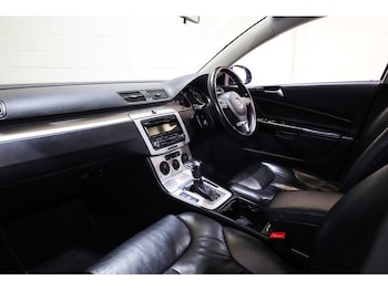 Used Volkswagen Passat 2009 for sale - 76274444: Photo