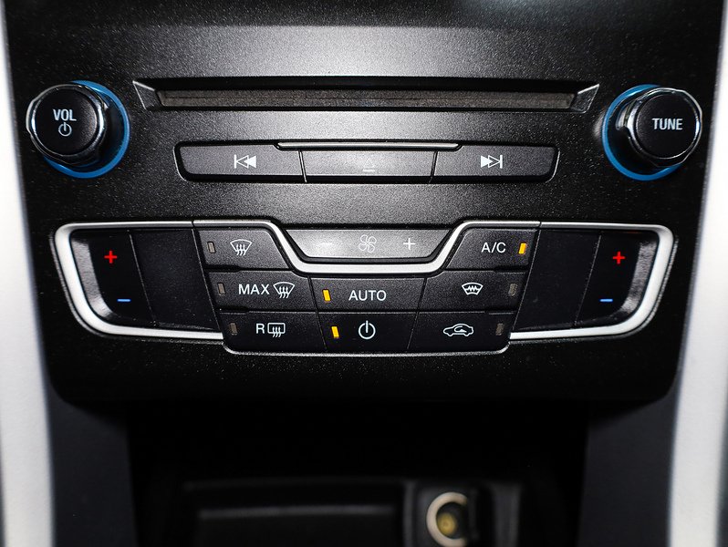 Used Ford Mondeo 2017 for sale - 76784483: Photo 27