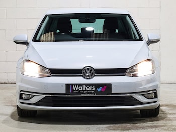 Used Volkswagen Golf 2017 for sale - 77422913: Photo