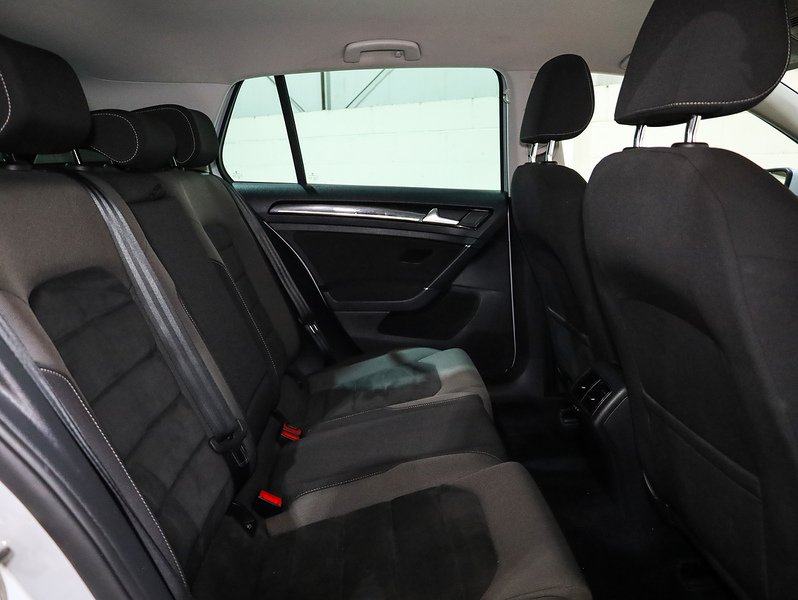 Used Volkswagen Golf 2017 for sale - 77422913: Photo 26