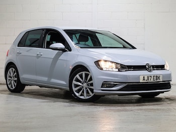 Used Volkswagen Golf 2017 for sale - 77422913: Photo