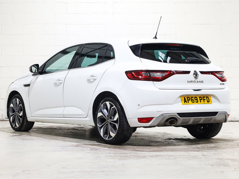Used Renault Megane 2019 for sale - 76665859: Photo 2