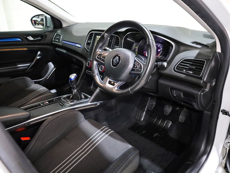 Used Renault Megane 2019 for sale - 76665859: Photo 3