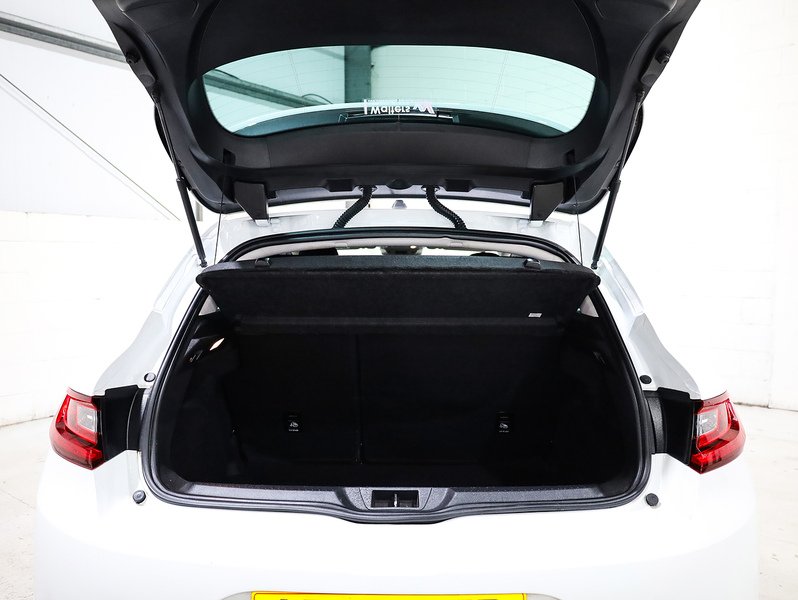 Used Renault Megane 2019 for sale - 76665859: Photo 40