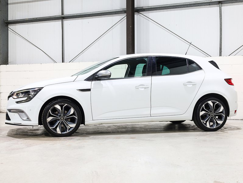 Used Renault Megane 2019 for sale - 76665859: Photo 7