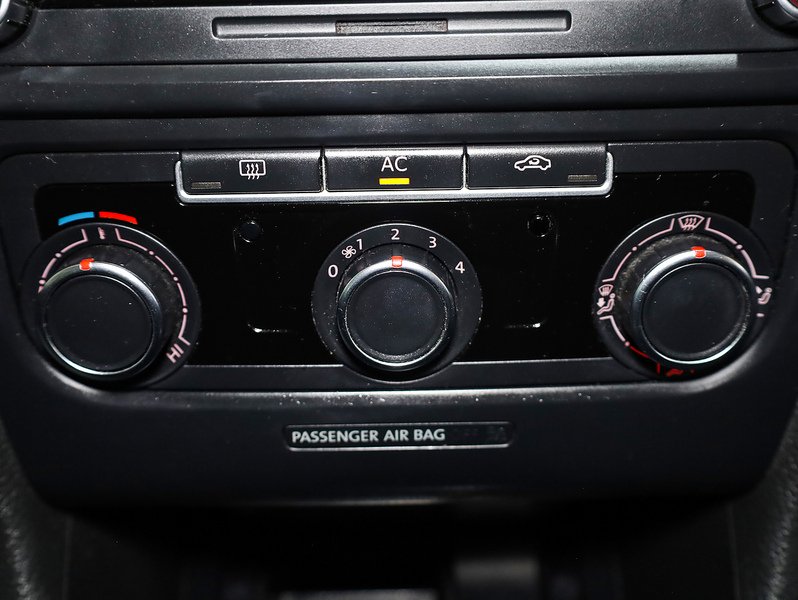 Used Volkswagen Golf 2011 for sale - 77423025: Photo 22