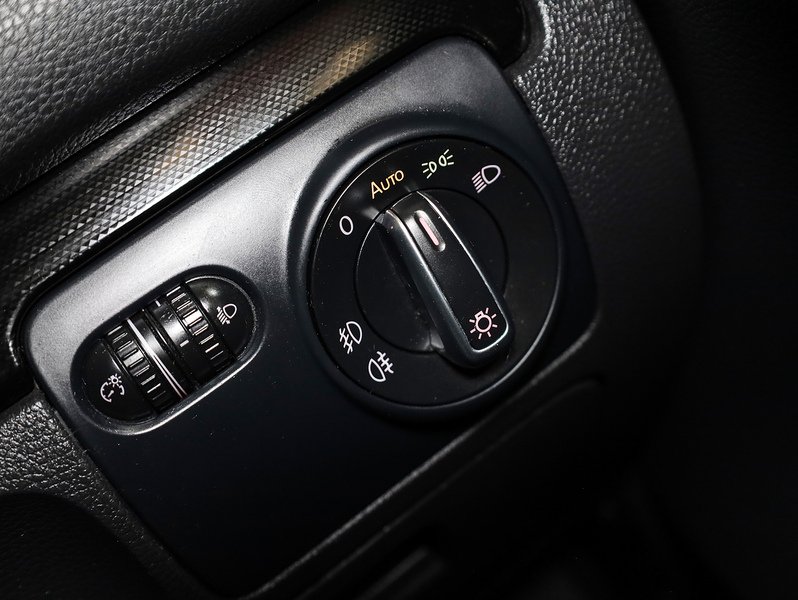 Used Volkswagen Golf 2011 for sale - 77423025: Photo 30