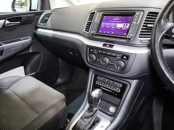 Used Volkswagen Sharan 2018 for sale - 75699589: Photo