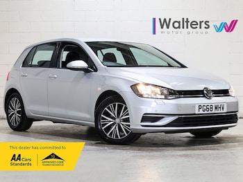 Used Volkswagen Golf 2019 for sale - 75699590: Photo
