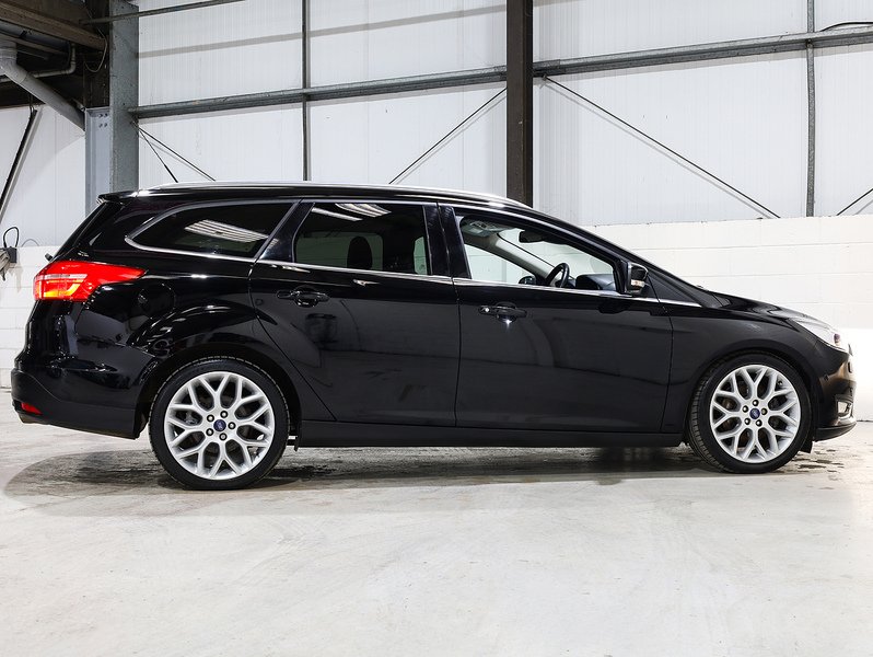 Used Ford Focus 2015 for sale - 76553605: Photo 11