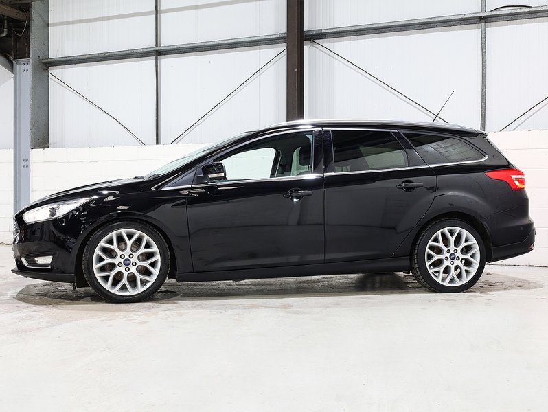 Used Ford Focus 2015 for sale - 76553605: Photo 8