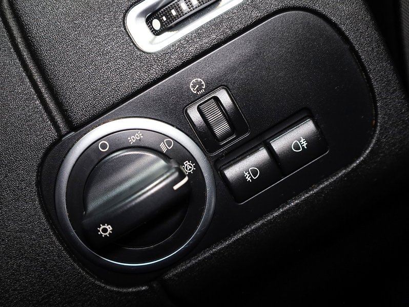 Used Land Rover Discovery 4 2015 for sale - 75785194: Photo 39