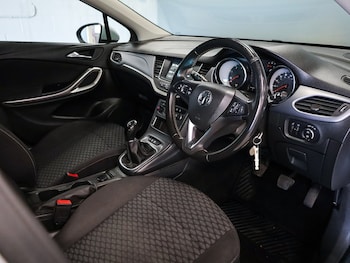 Used Vauxhall Astra 2019 for sale - 78709010: Photo