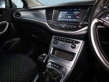 Used Vauxhall Astra 2019 for sale - 78709010: Photo