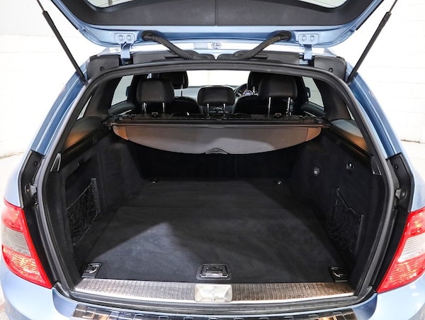 Used Mercedes-Benz C Class 2011 for sale - 76320179: Photo 26