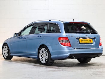 Used Mercedes-Benz C Class 2011 for sale - 76320179: Photo 2