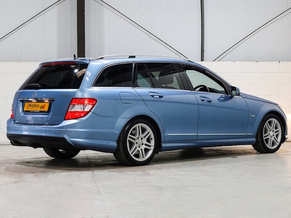 Used Mercedes-Benz C Class 2011 for sale - 76320179: Photo 8