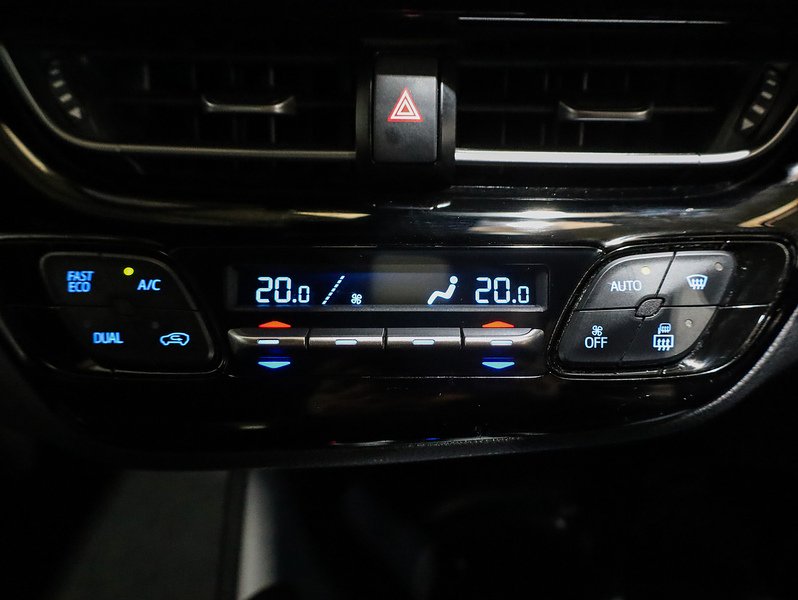 Used Toyota C-HR 2020 for sale - 76439440: Photo 27