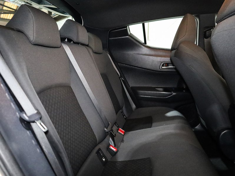 Used Toyota C-HR 2020 for sale - 76439440: Photo 30