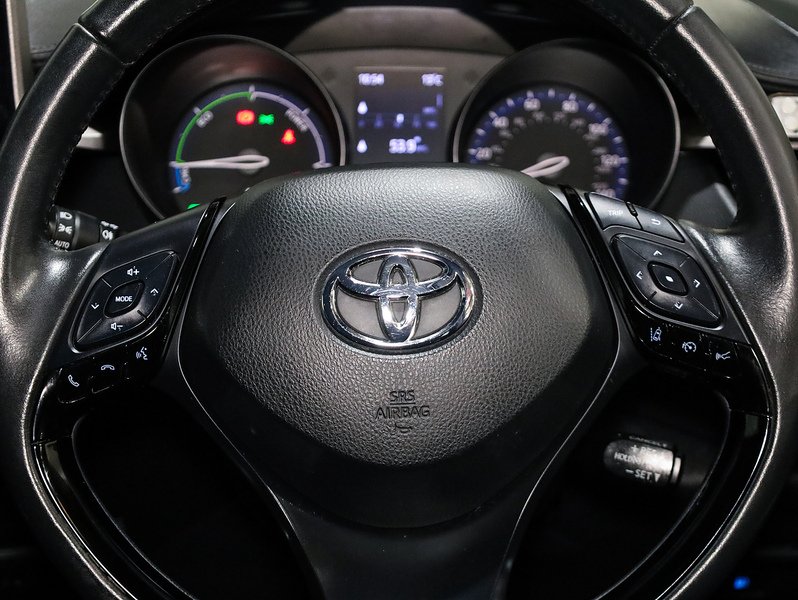 Used Toyota C-HR 2020 for sale - 76439440: Photo 37