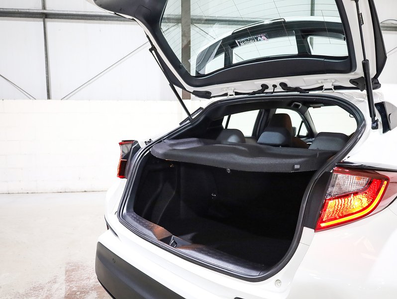 Used Toyota C-HR 2020 for sale - 76439440: Photo 45