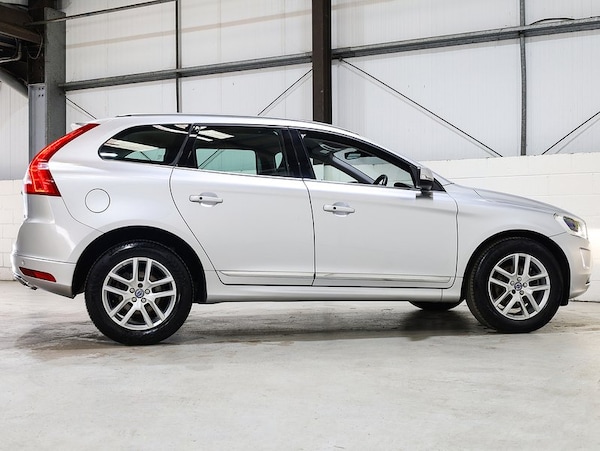 Used Volvo XC60 2017 for sale - 76171093: Photo 10