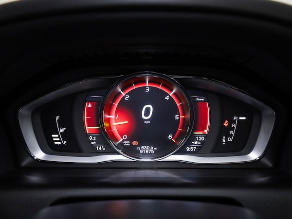 Used Volvo XC60 2017 for sale - 76171093: Photo 17