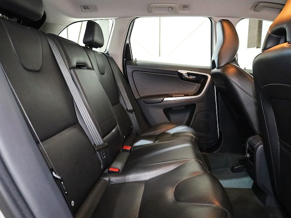 Used Volvo XC60 2017 for sale - 76171093: Photo 26