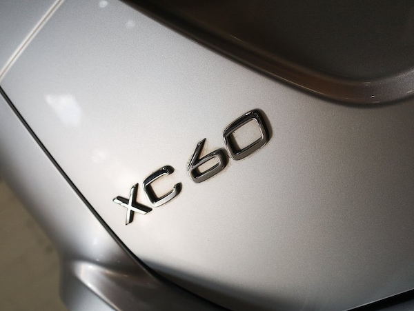 Used Volvo XC60 2017 for sale - 76171093: Photo 37