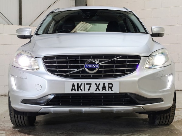 Used Volvo XC60 2017 for sale - 76171093: Photo 5