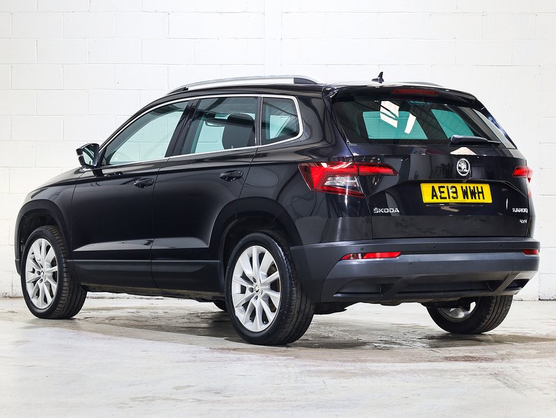 Used Skoda Karoq 2019 for sale - 76496948: Photo 2