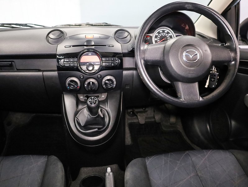 Used Mazda Mazda2 2012 for sale - 78140846: Photo 13