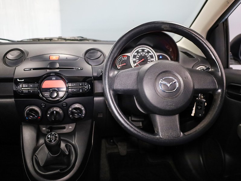 Used Mazda Mazda2 2012 for sale - 78140846: Photo 15
