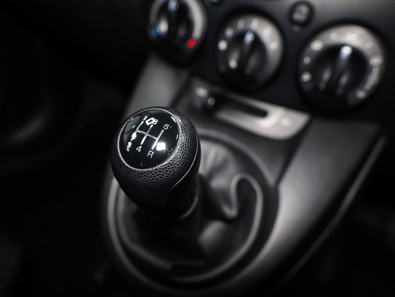 Used Mazda Mazda2 2012 for sale - 78140846: Photo 24